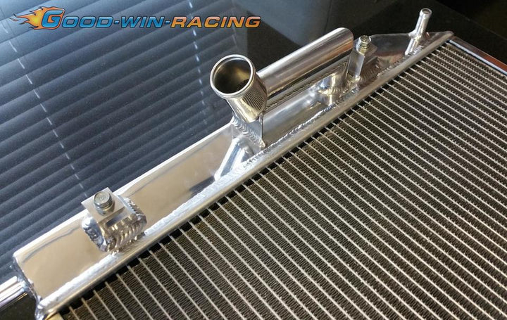 Triple-Pass ULTRA PERFORMANCE 32mm Radiator